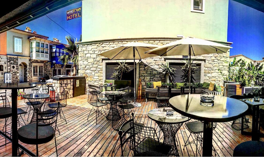 Windtown Deluxe Alacati Exterior photo